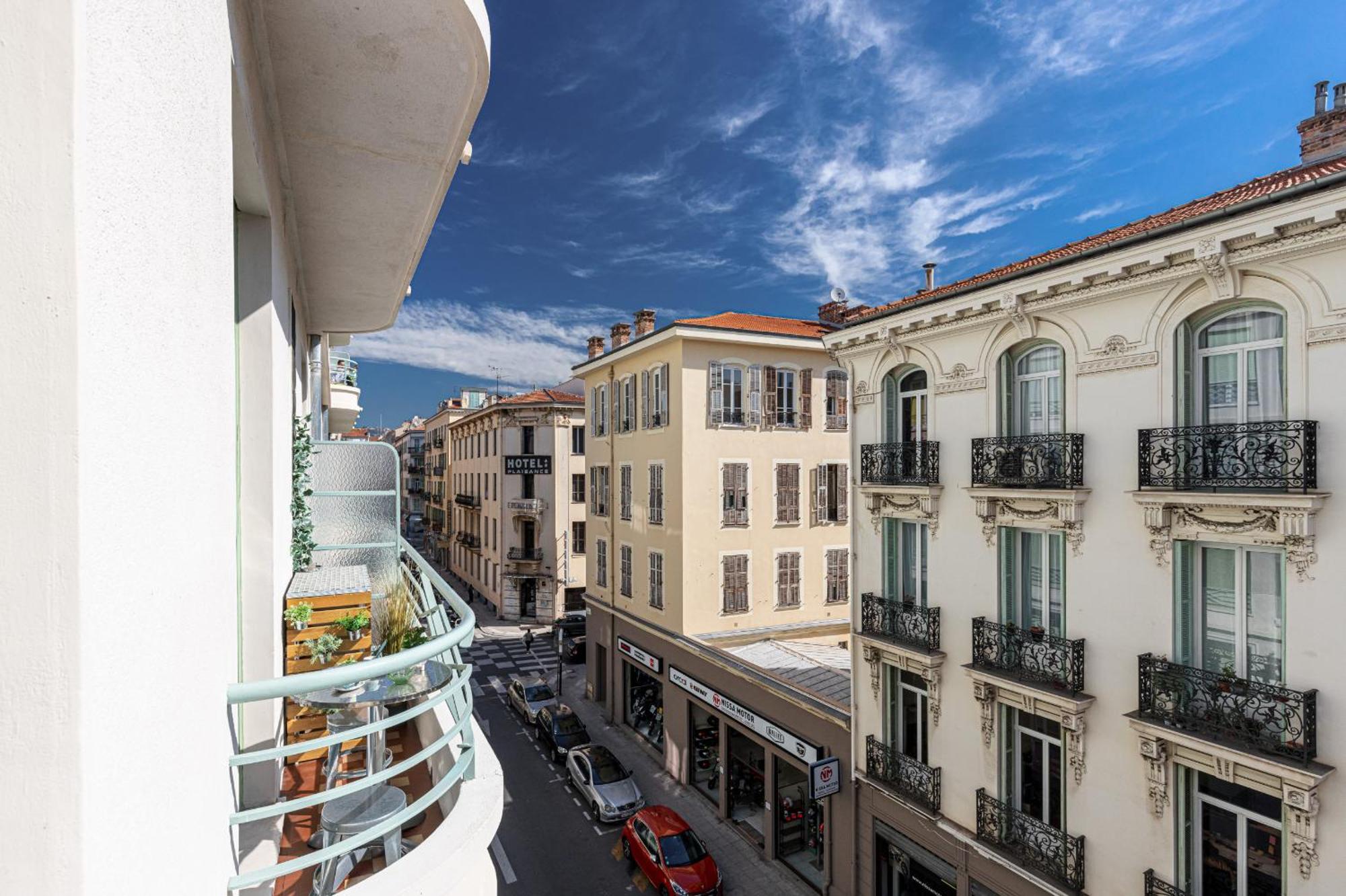 37 Lamartine - Magnifique Art Deco - Centre-ville Nizza